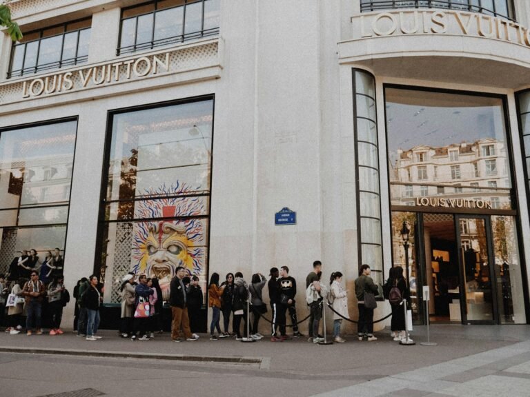 Boosting Foot Traffic: Strategies to Increase Customers for Your Local High Street Business